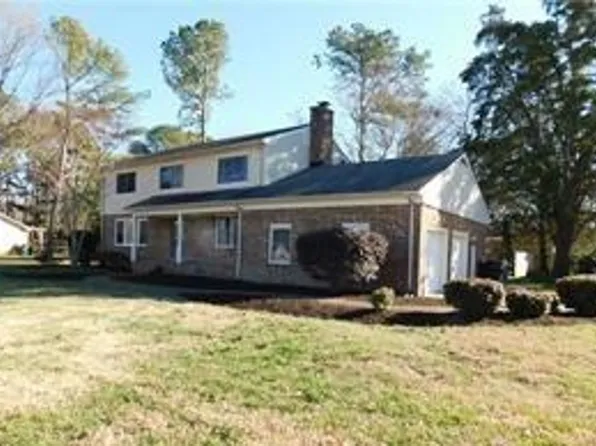 3405 Newcastle Rd, Virginia Beach, VA 23452