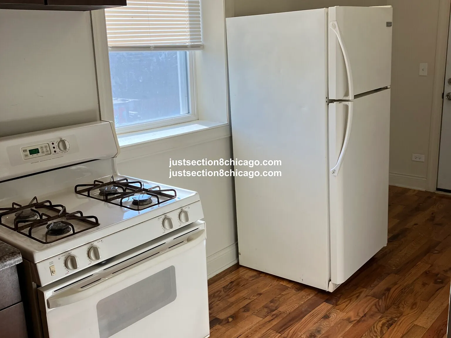 3 bed, 1.0 bath, $2,000 — Photo 2