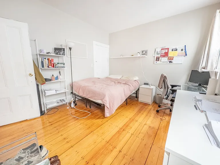 589 Franklin St #1 — Photo 9