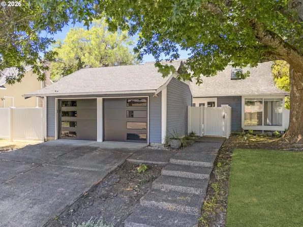 5435 NW Edgebrook Pl, Portland, OR 97229
