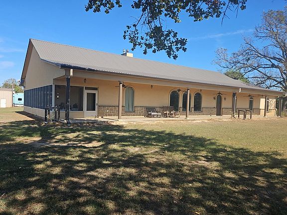 3rd image of 1922 Redmon Rd