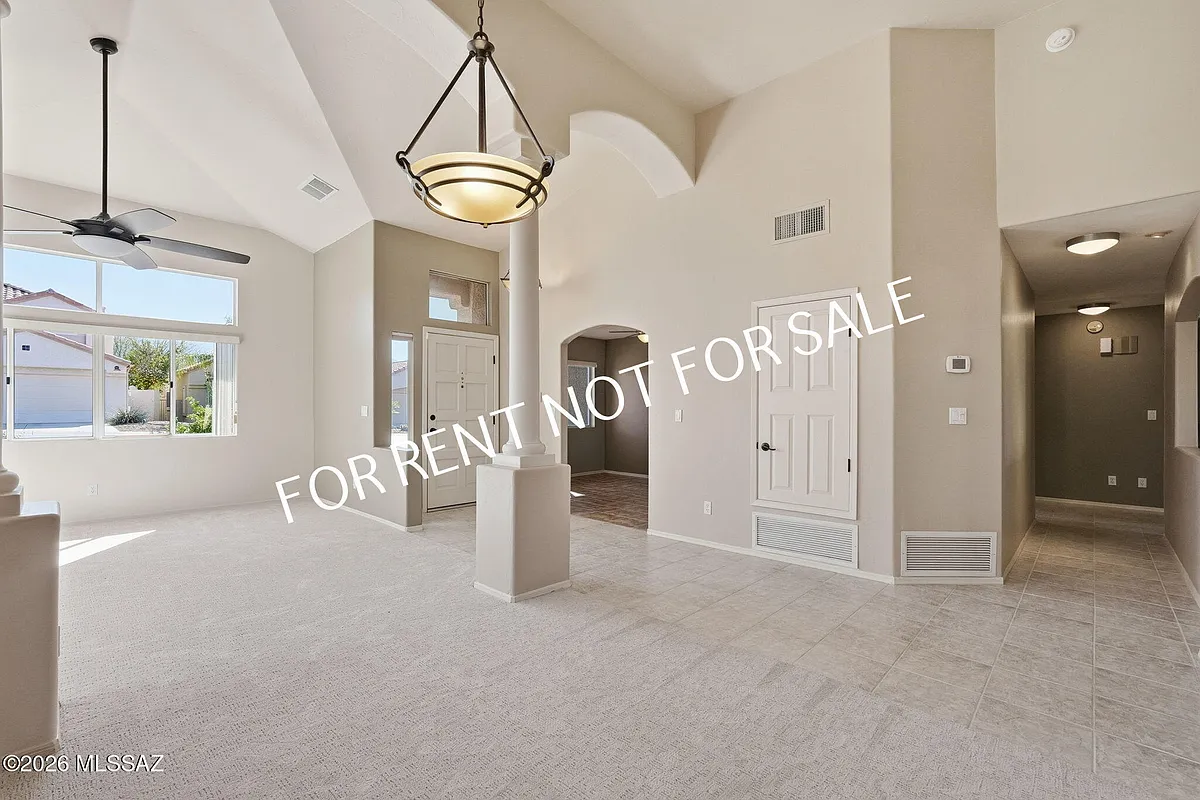Building Photo - 10845 N Eagle Eye Pl
