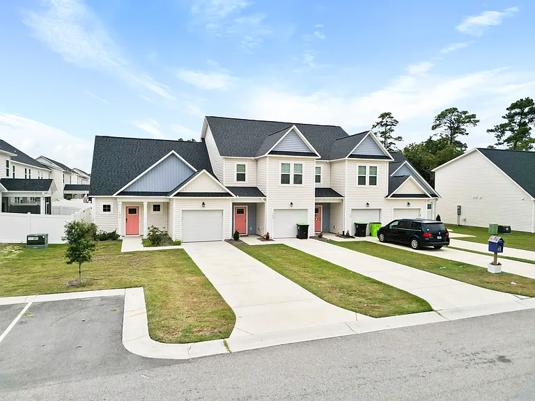 124 Bridge Point Cir — Photo 5