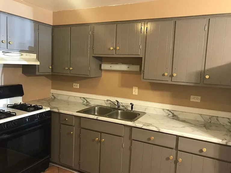 12412 S Harding Ave #1N — Photo 9