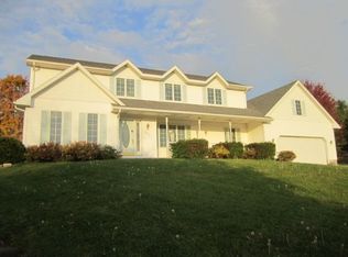 507 Prairie St, Mount Horeb, WI 53572