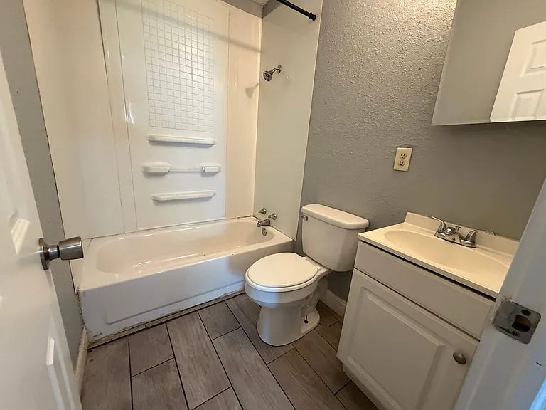 3521 E Sunview Ave — Photo 6