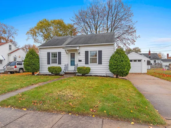 1221 Cleveland St, Green Bay, WI 54304