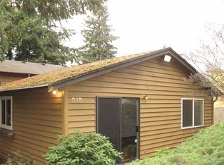 818 SW 156th St APT B, Burien, WA 98166