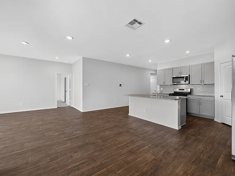 326 Richland Dr — Photo 10