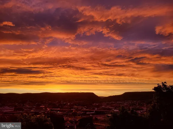 2 Broadway Cir, Cumberland, MD 21502