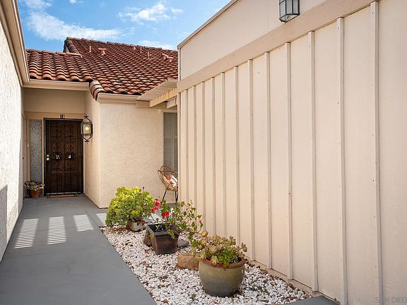 4th image of 17469 Plaza Abierto Unit 18