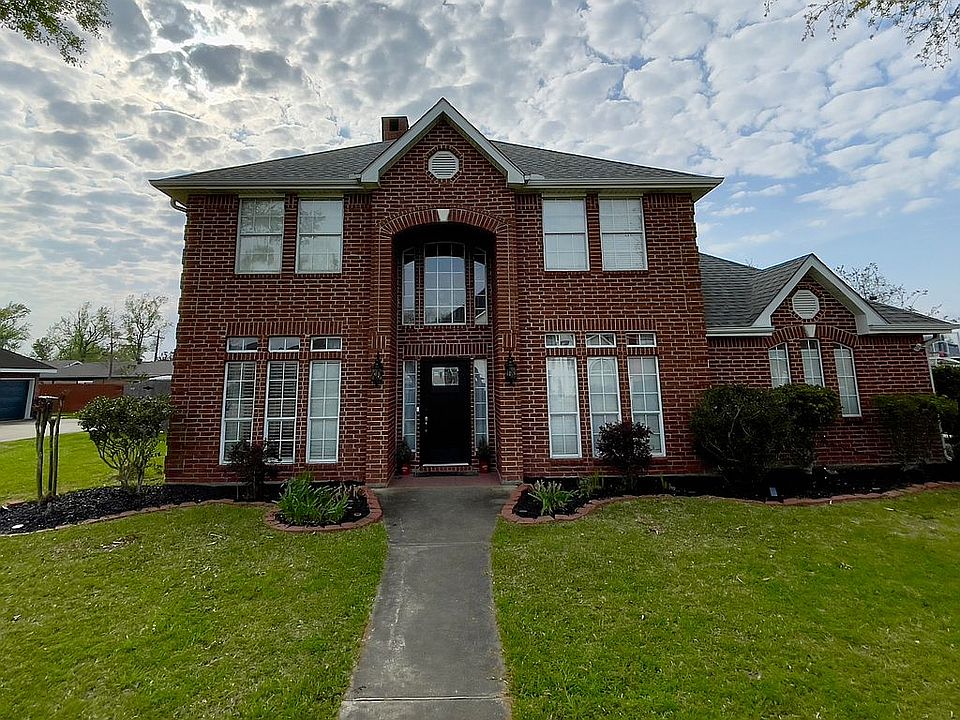 1st image of 3912 Saint Philippe Dr