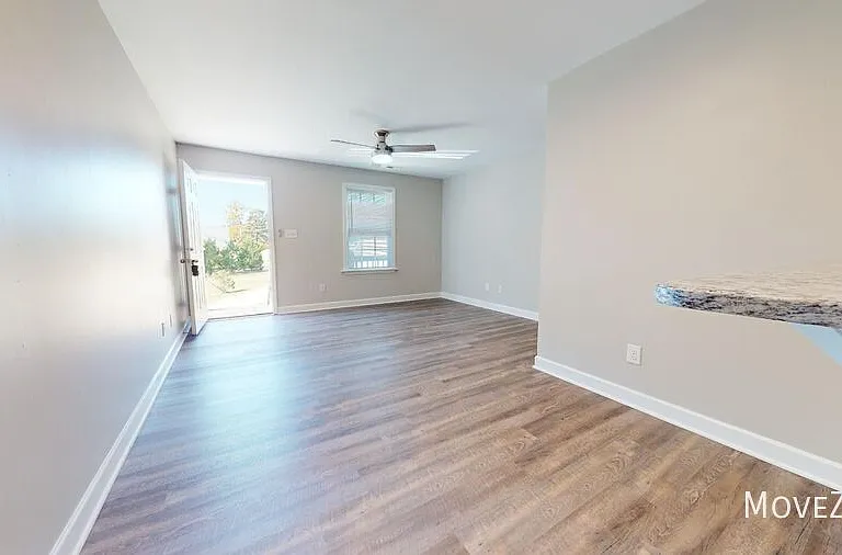 1076 Norris Rd — Photo 22