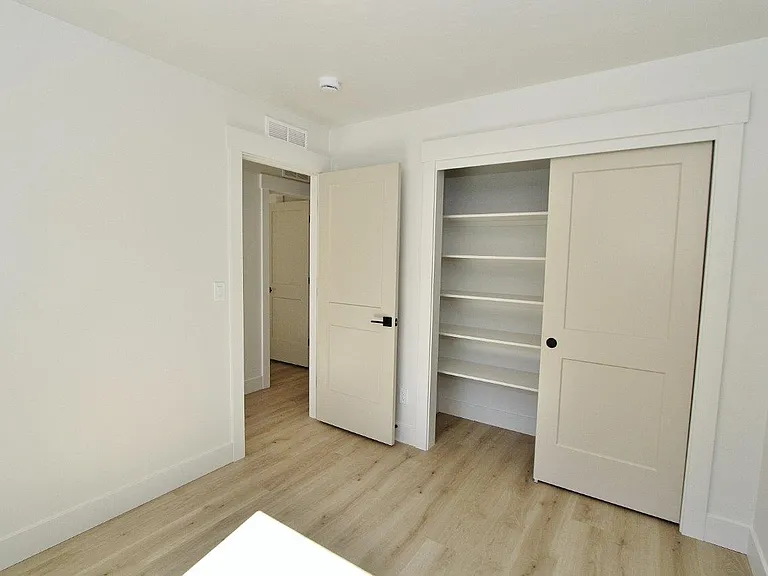 1115 S Commercial Ave #1 — Photo 16