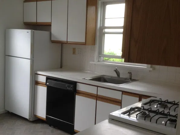 7-9 N Moger Ave, Mount Kisco, NY 10549