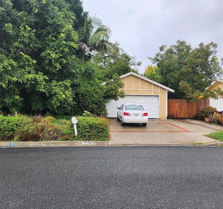 1st image of 3297 E Elmore St