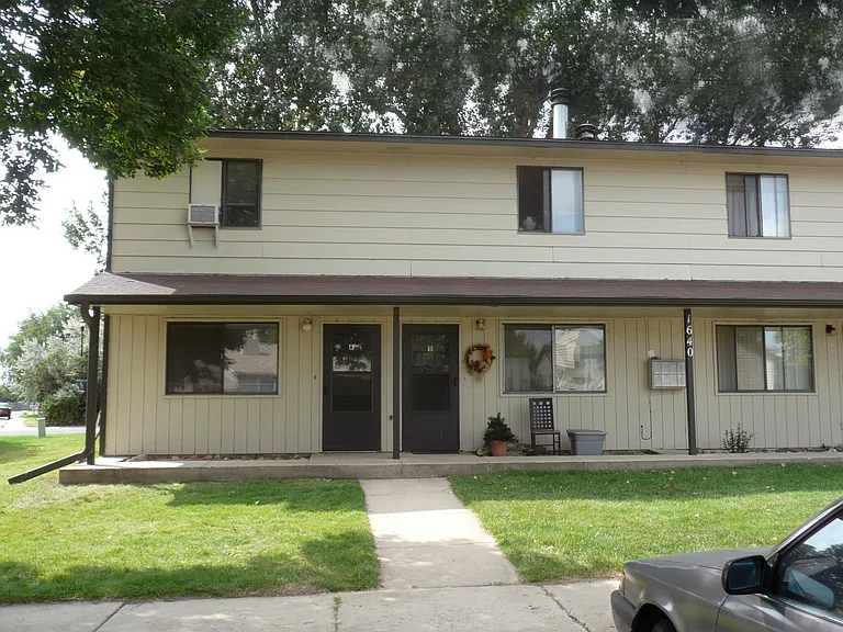 1640 E Pitkin St #C — Photo 1