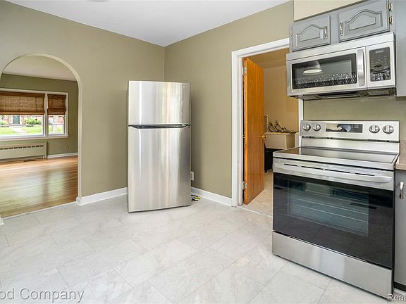4th image of 312 Dover Rd
