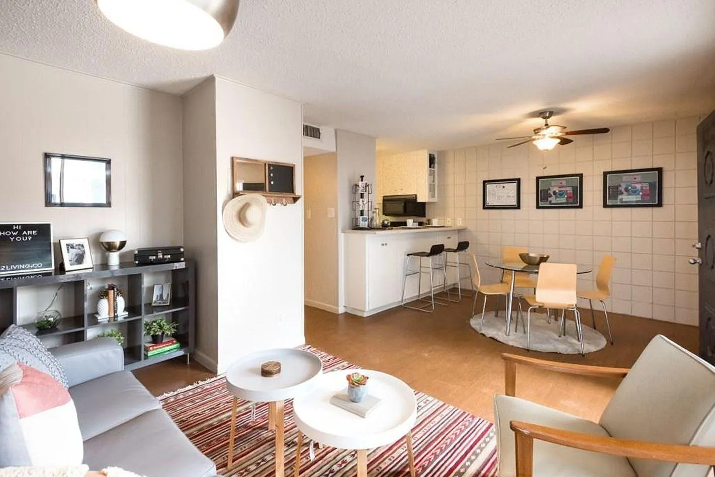 Casa Del Rio Apartments — Photo 2