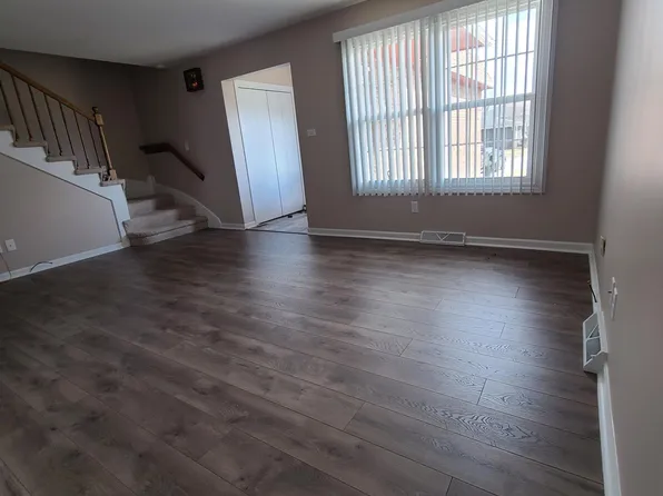 9548 Hook St #1, Highland, IN 46322