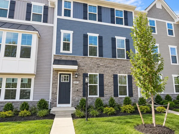 1191 Olivia Dr, Oakdale, PA 15071