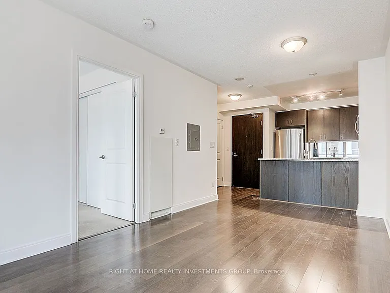 18 Yorkville Ave #704 — Photo 13