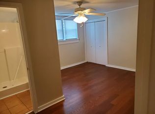 8 Line St APT A, Charleston, SC 29403