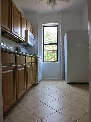 Rented by Atlantic Management Co Inc | media 24