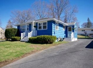 96 Sylvester St, Lawrence, MA 01843