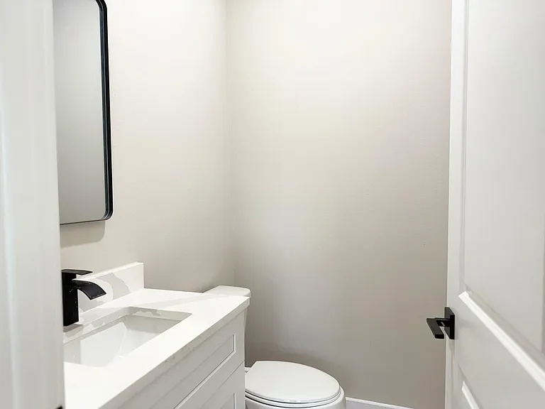 2518 Liguria Ln — Photo 11