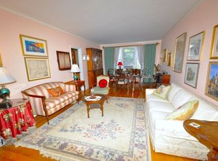 949 Palmer Rd APT 6B, Bronxville, NY