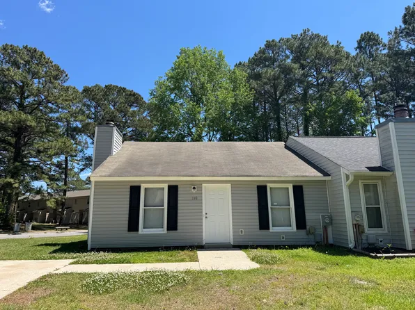 190 Corey Cir, Jacksonville, NC 28546