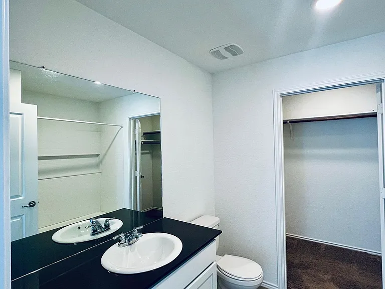 10135 Ana Hts — Photo 8