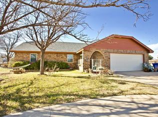 1208 Buena Vista Dr, Big Spring, TX 79720