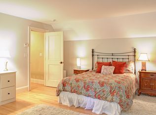 25 Orchard St, Medfield, MA 02052