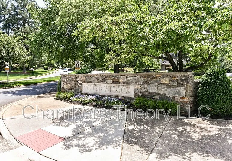 1427 Claves Ct — Photo 47
