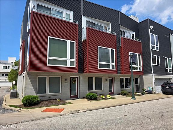 2nd image of 7308 Marina Ct