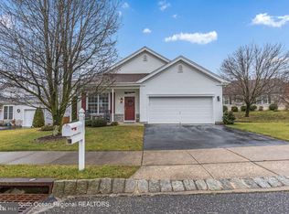 5 Osprey Pl, Barnegat, NJ 08005