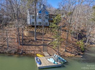 342 W Lake Dr N, Lake Lure, NC 28746