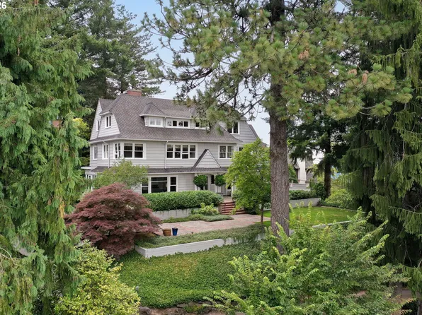 1708 SW Hawthorne Ter, Portland, OR 97201
