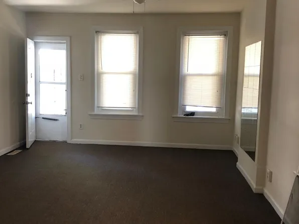 1133 Spruce St, Chester, PA 19013