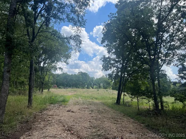 78783 S 4652nd Rd, Stilwell, OK 74960