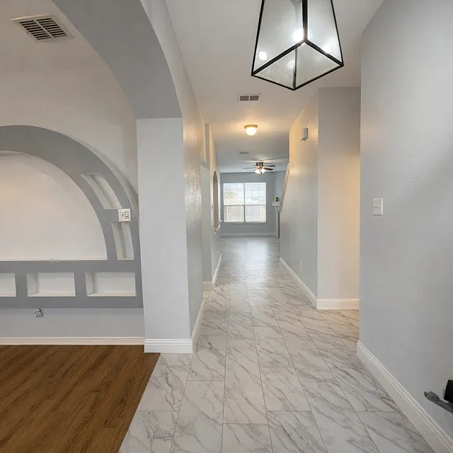 3 bed, 2140 sqft, $2,350 — Photo 2