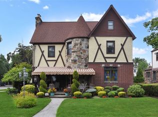 623 Concord Ave, Williston Park, NY 11596