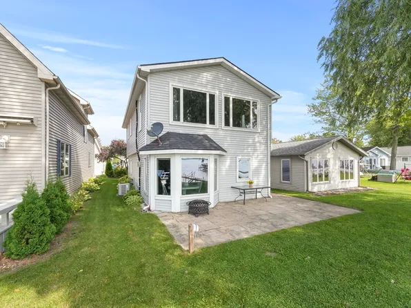 12551 E Houghton Lake Dr, Houghton Lake, MI 48629