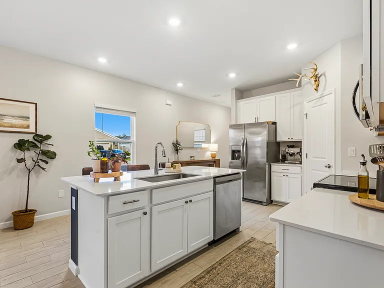 20 Disston Cv — Photo 34