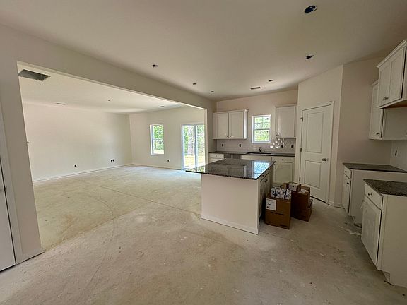 5th image of 731 Fountainbrook Ln
