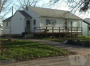 116 14th Ave E, Oskaloosa, IA 52577