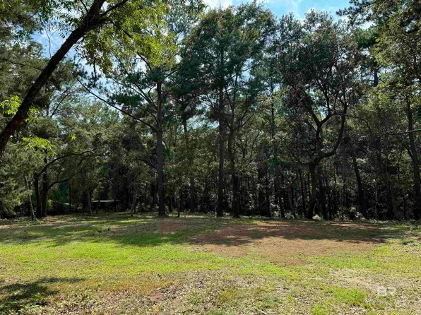 129 Rays Ln, Daphne, AL 36526