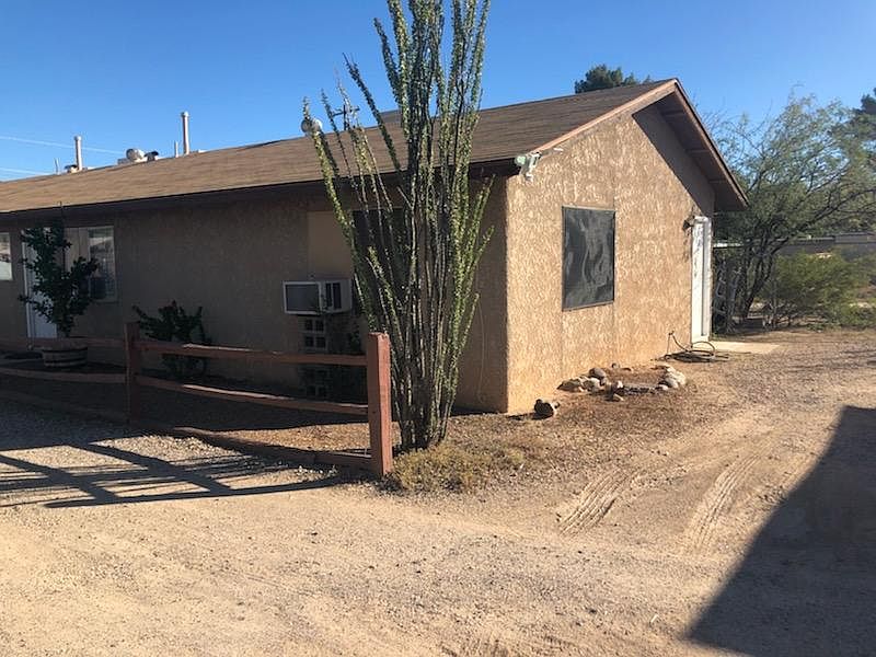 Unit Entrance. Very private.